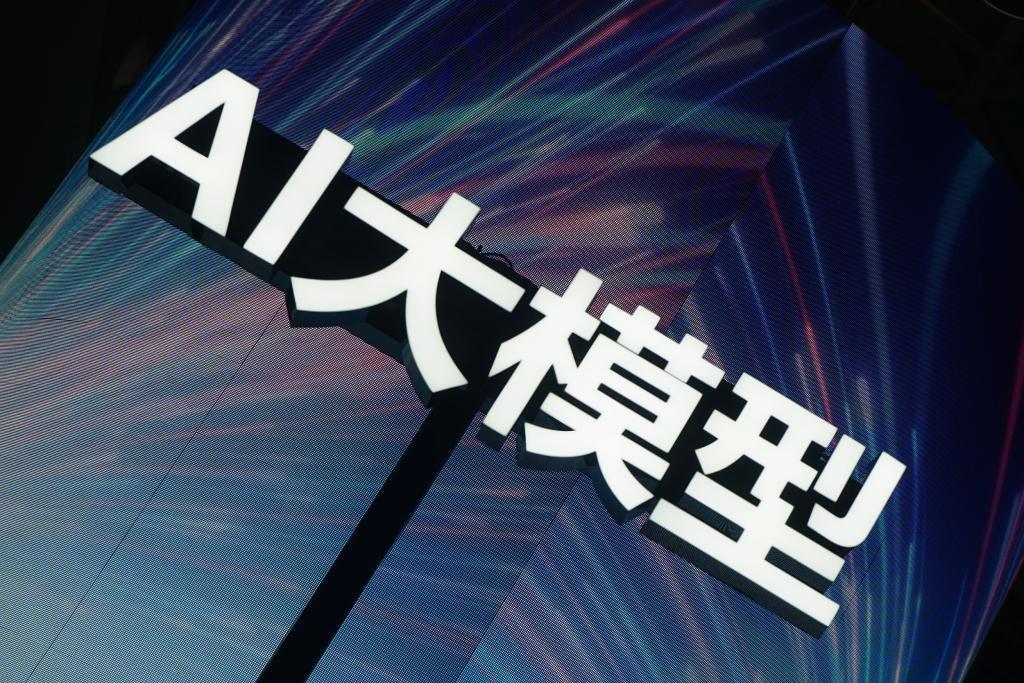 GPTs的背后，不仅是上千张GPU