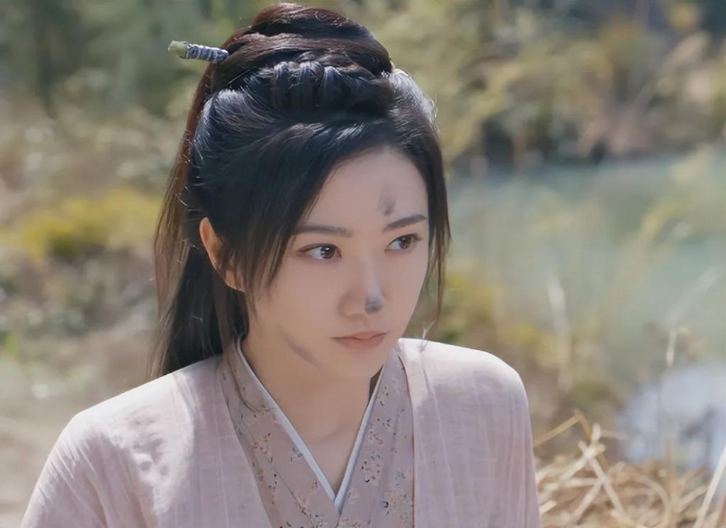 《乐游原》告诉我们，当女配太惊艳时，女主可以去打酱油了