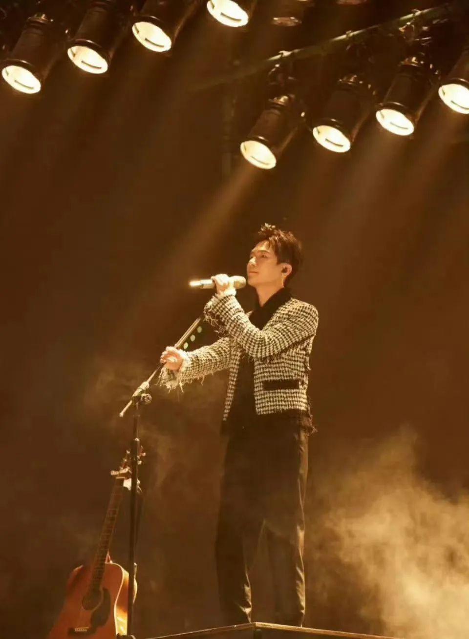 十六年后，终于get到这个男人的魅力！