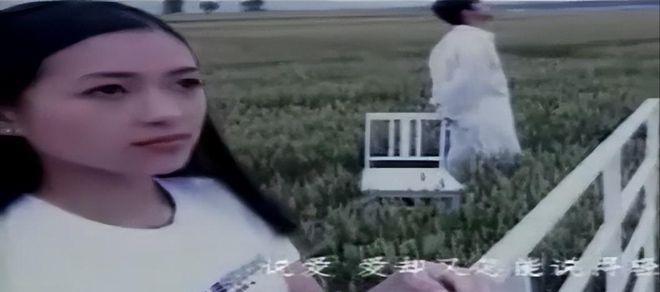 55岁解晓东近况曝光，与阎维文朱时茂开心聚餐