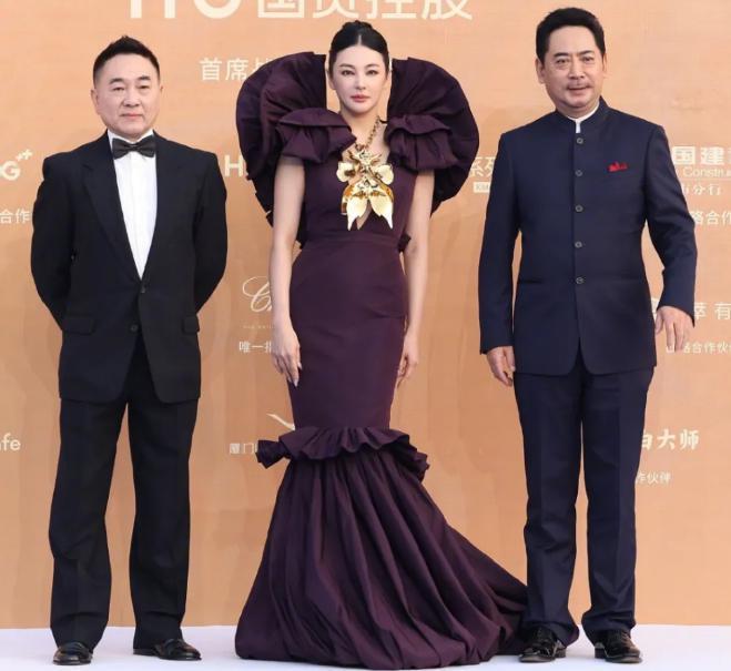 嚯！她居然悄悄复出了？