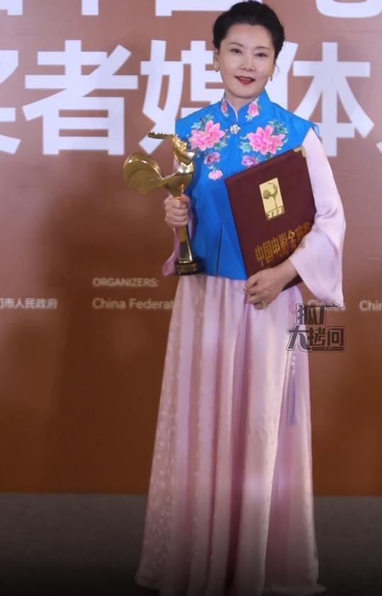 嚯！她居然悄悄复出了？