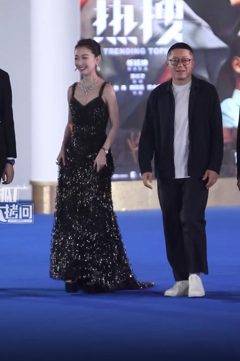 嚯！她居然悄悄复出了？