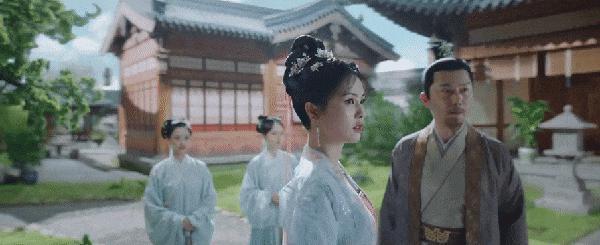 《宁安如梦》开播槽点多！运镜雷人镜头乱转，滤镜被嘲像鬼片