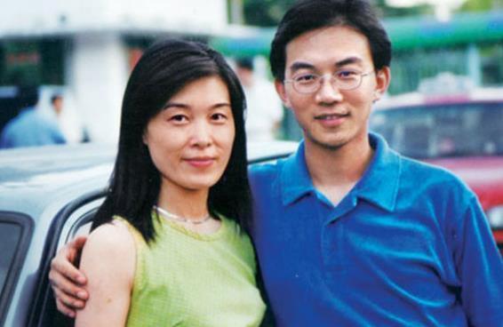 在央视,她的离开悄无声息