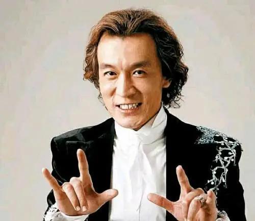 在央视,她的离开悄无声息