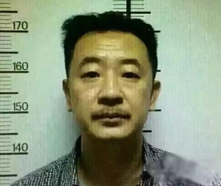 孕期召妓，国民贤妻不离不弃还生了娃？！