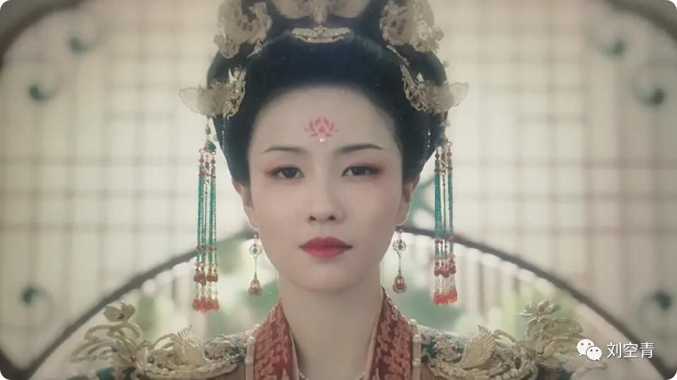 被封杀半年，如今强势复出了？