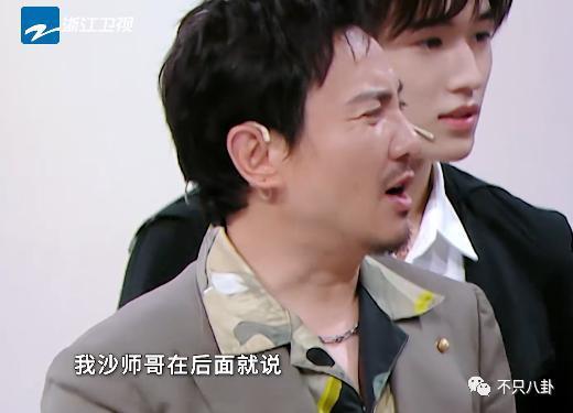 心疼她！这样的庆生方式和恶俗婚闹有什么区别？