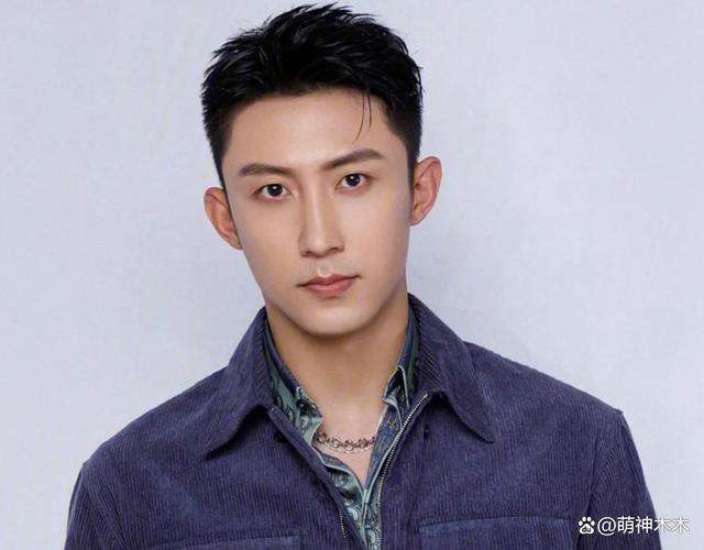 黄景瑜前妻再发长文,因签署协议被限制言论,跟前夫家庭还有联系