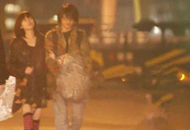 42岁的金莎，在真人秀里爱情买卖：我说的要求，我自己都能做到