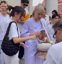 还记得演过《浪漫满屋》的李海娜吗？现在过得怎么样？