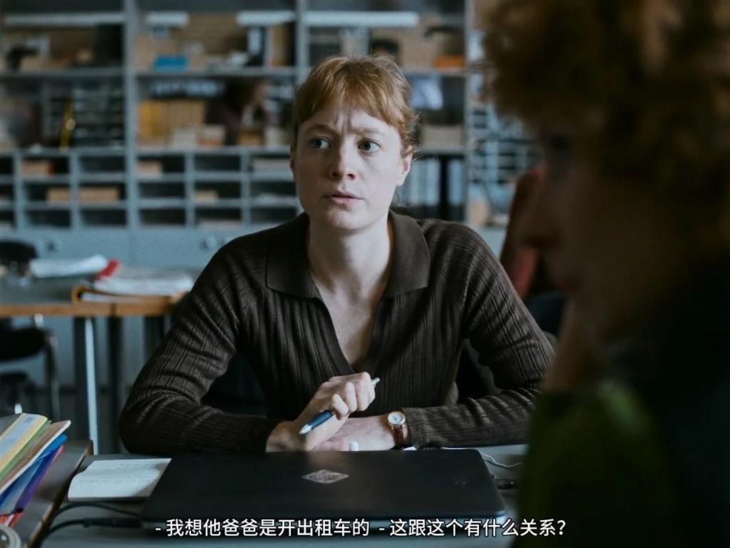 内地又爆一个丑闻，别都只骂她