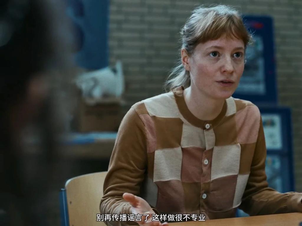 内地又爆一个丑闻，别都只骂她