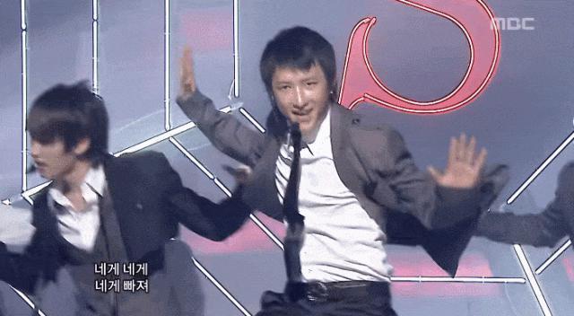 出道18年，他打碎自己无数次