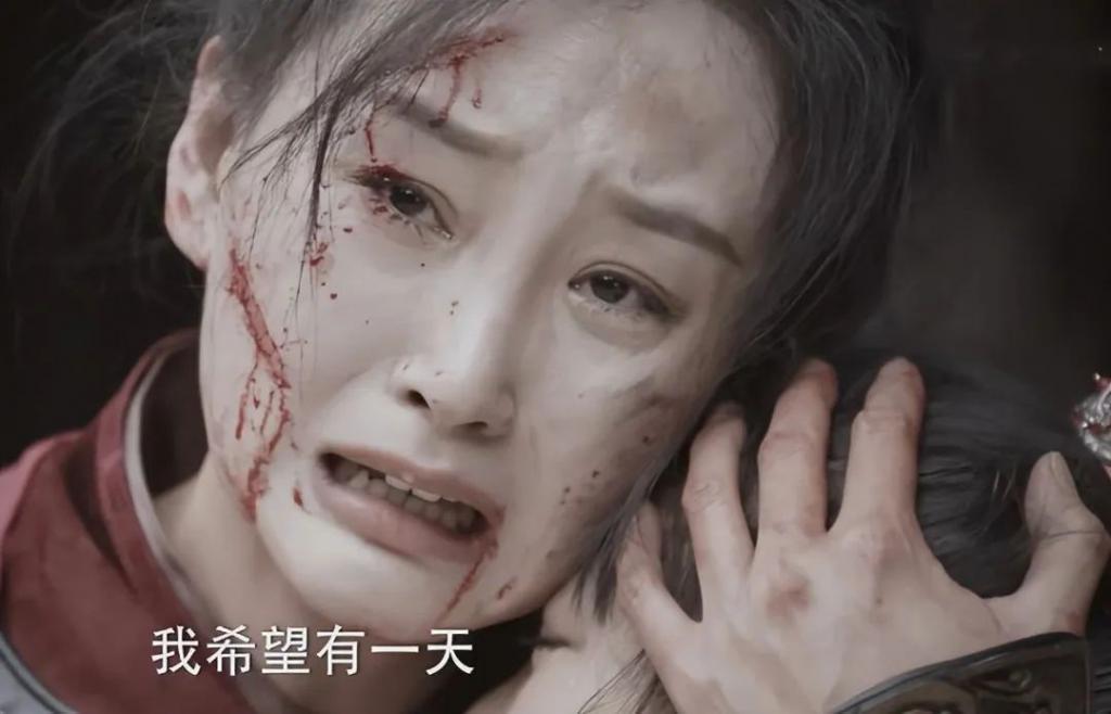 出场就把所有人看呆，这才是古装“头牌”该有的美貌