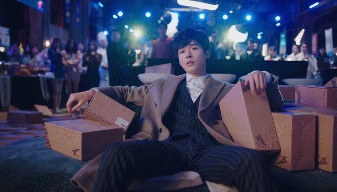 现代剧最致命的缺点是装X！