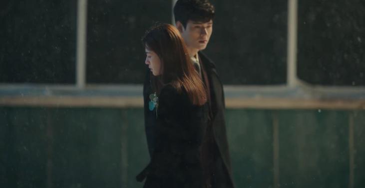 现代剧最致命的缺点是装X！