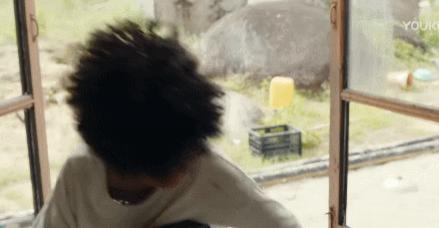 现代剧最致命的缺点是装X！