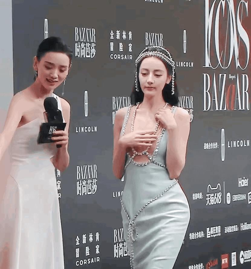 狗仔曝热巴大瓜！红毯礼服做不了主，本人没自信