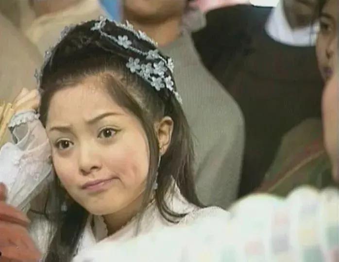 18岁出道，爆红后突然消失，16年已过无数人还在等她