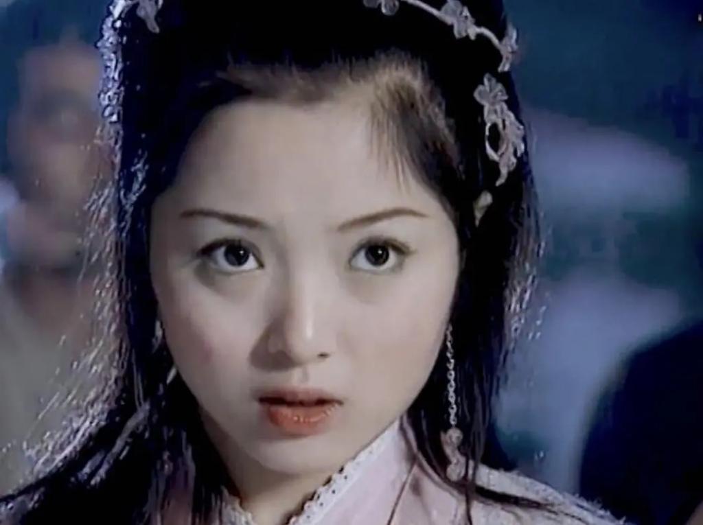 18岁出道，爆红后突然消失，16年已过无数人还在等她