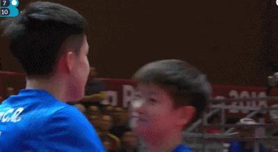 好突然！他怎么就爆了？