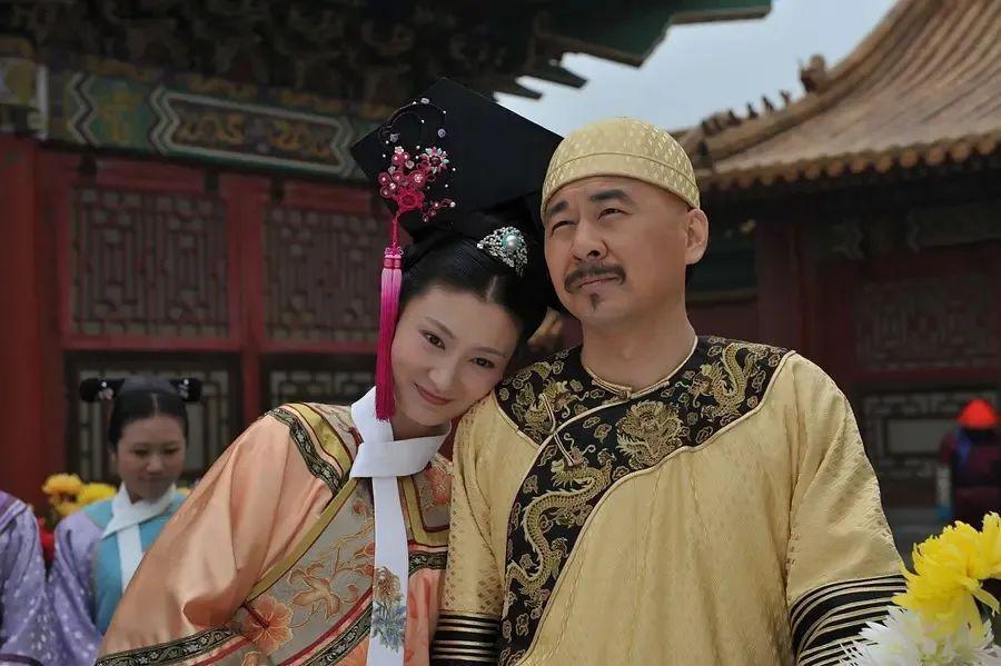 离婚、私生子、小花？陈建斌坐不住了，发图辟谣却露出一个疑点