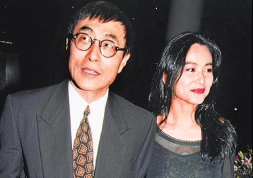 恩爱夫妻为钱反目，音乐教父与玉女掌门人五十年恩怨情史（上）