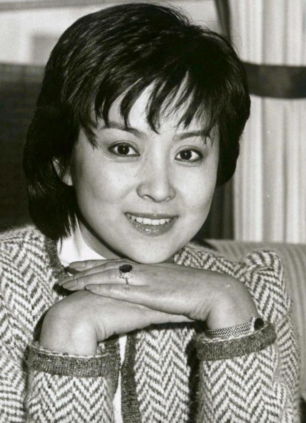 恩爱夫妻为钱反目，音乐教父与玉女掌门人五十年恩怨情史（上）