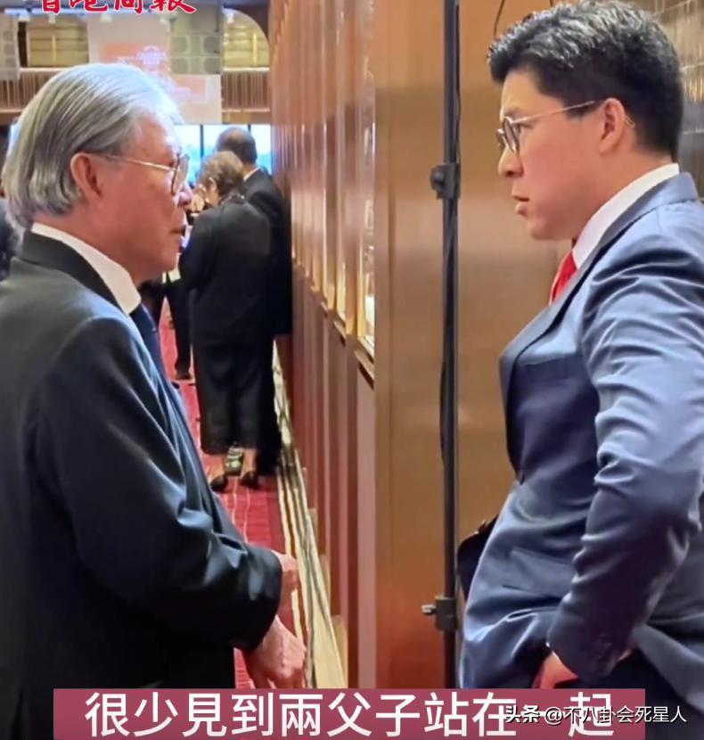 霍启刚带两位弟弟现身，二弟帅气三弟低调，霍三代开始露锋芒