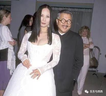 亚裔面孔的美国社交女王一场盛会遍请全球巨星，比邓文迪还厉害