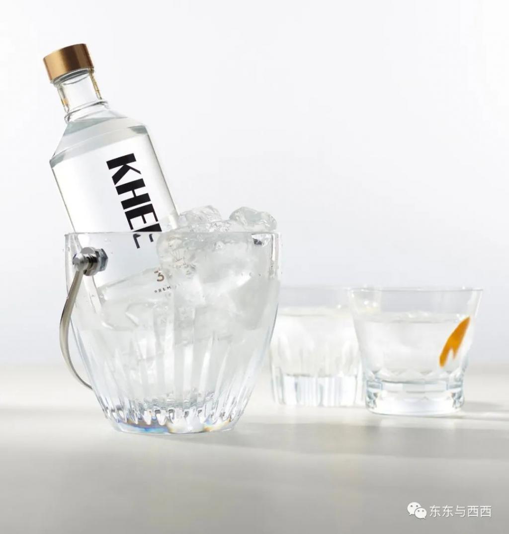 亚裔面孔的美国社交女王一场盛会遍请全球巨星，比邓文迪还厉害