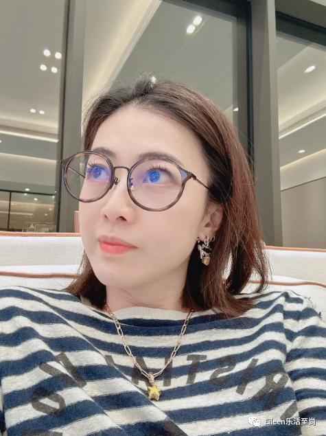 甘比800亿落空？第二女富豪前妻的子女到底过的怎么样？