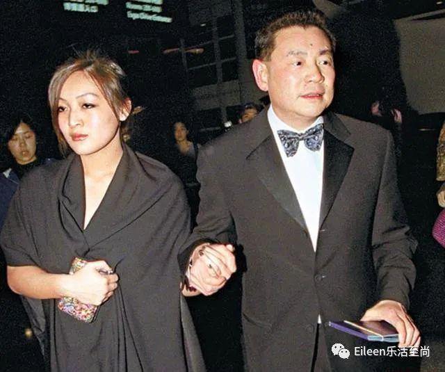 甘比800亿落空？第二女富豪前妻的子女到底过的怎么样？