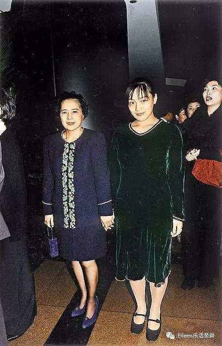 甘比800亿落空？第二女富豪前妻的子女到底过的怎么样？