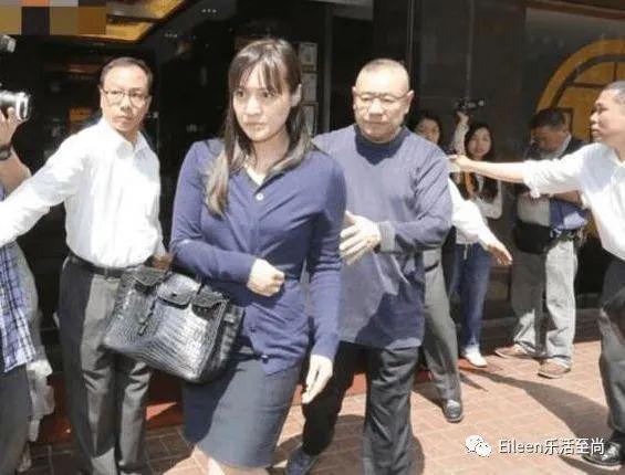 甘比800亿落空？第二女富豪前妻的子女到底过的怎么样？