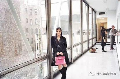 甘比800亿落空？第二女富豪前妻的子女到底过的怎么样？