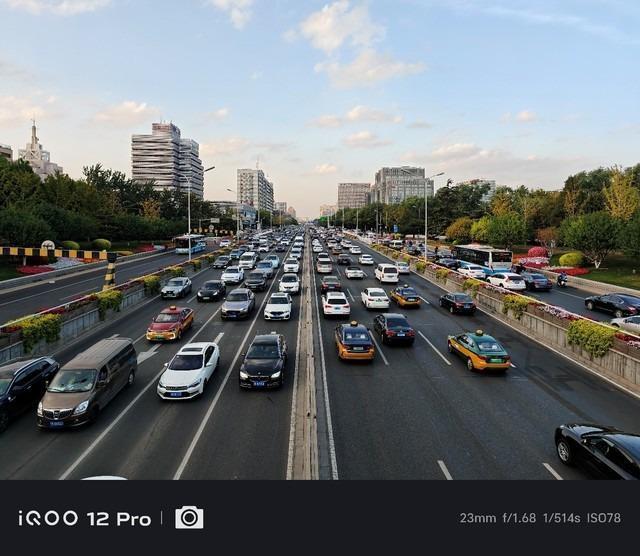 iQOO 12 Pro全面评测：重新定义性能旗舰“芯”标准，性能、影像我全都要