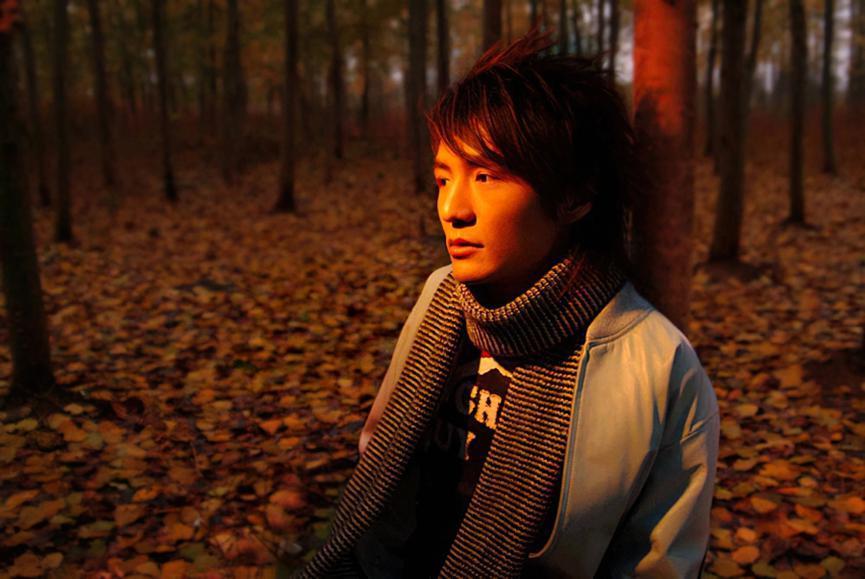 朴树在内娱，条条通「死路」