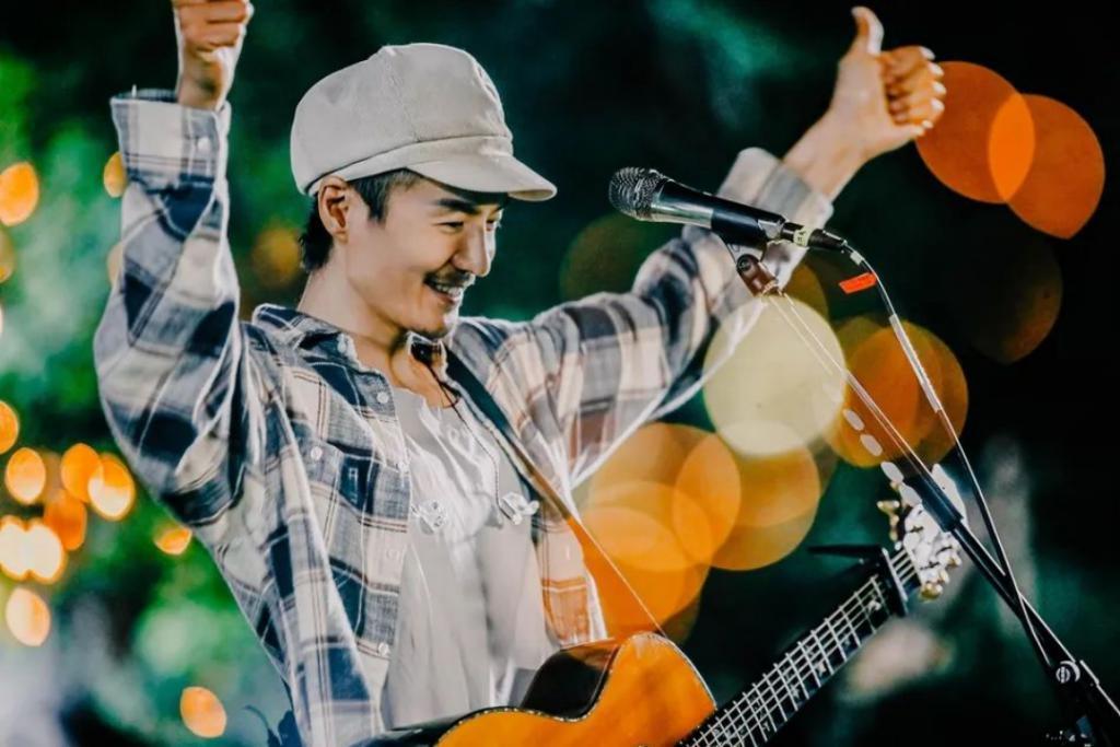 朴树在内娱，条条通「死路」