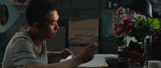 年末最大惊喜！张译一笑，我哭了
