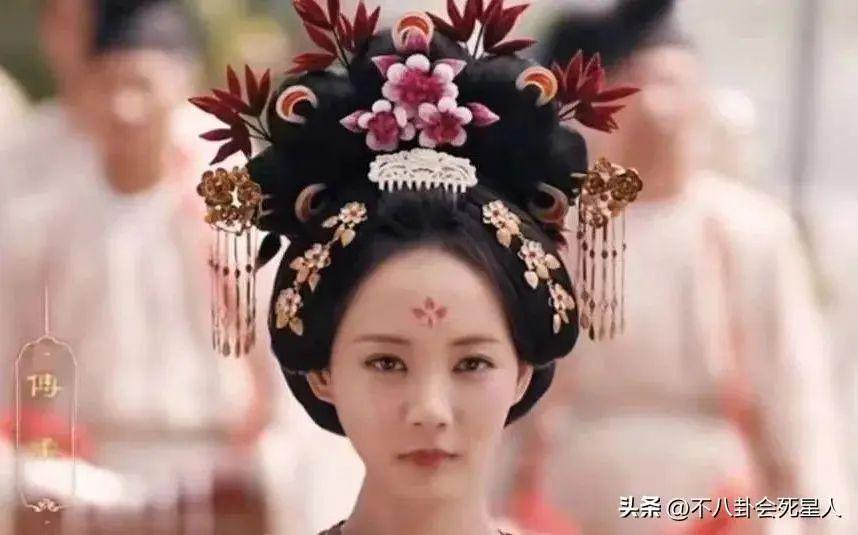 同样是演第一美人，白鹿、李一桐和欧阳娜娜，区别在哪？