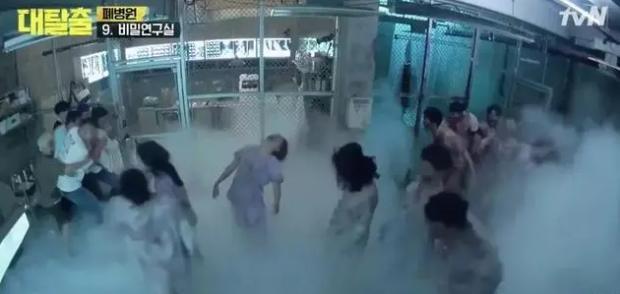 年度烧脑！一口气追完，爽麻了！