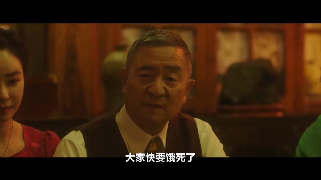 塌房三年，这顶流居然翻身了