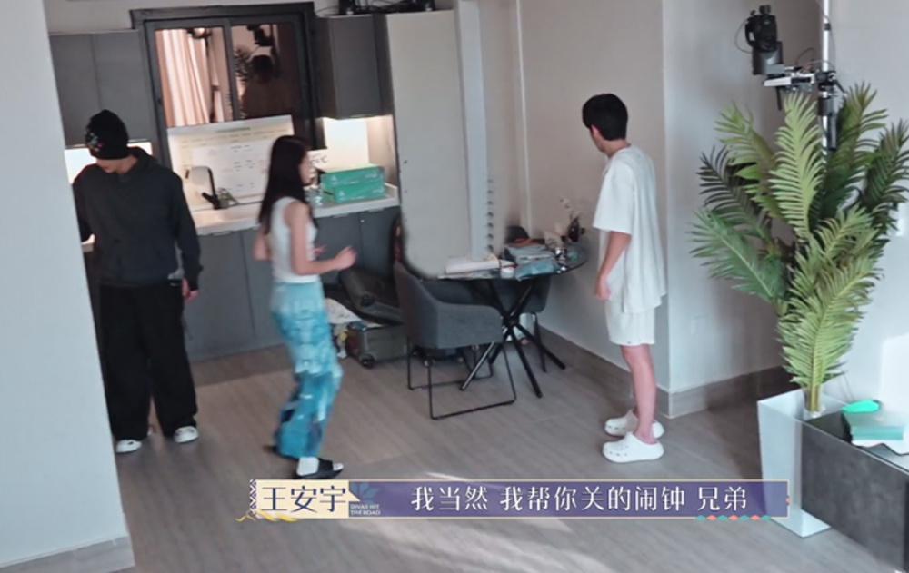 《花少5》再现名场面：王安宇胡先煦争吵，一个内卷立人设，一个精明爱拆台