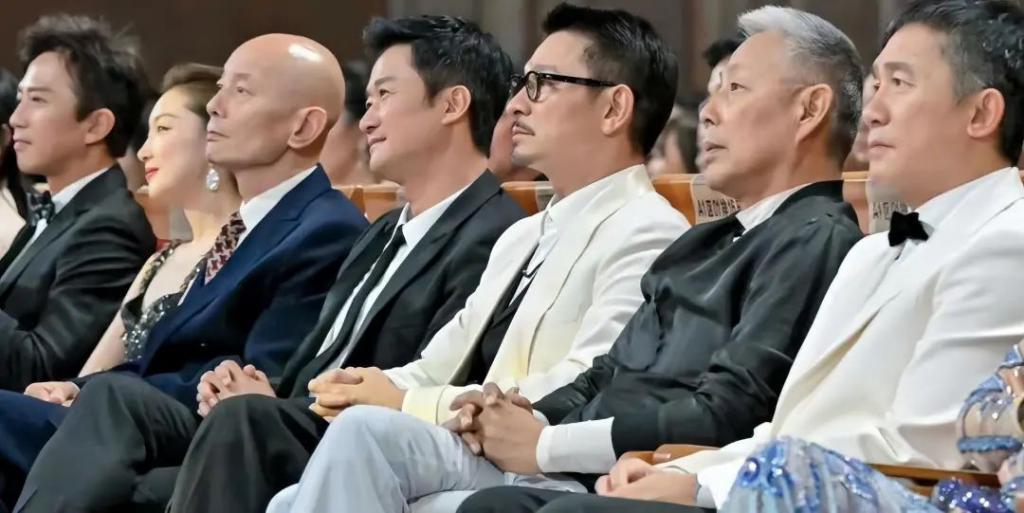 金鸡奖这一夜，把娱乐圈大佬的“名利场地位”体现得淋漓尽致