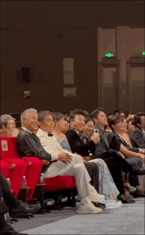 金鸡奖这一夜，把娱乐圈大佬的“名利场地位”体现得淋漓尽致