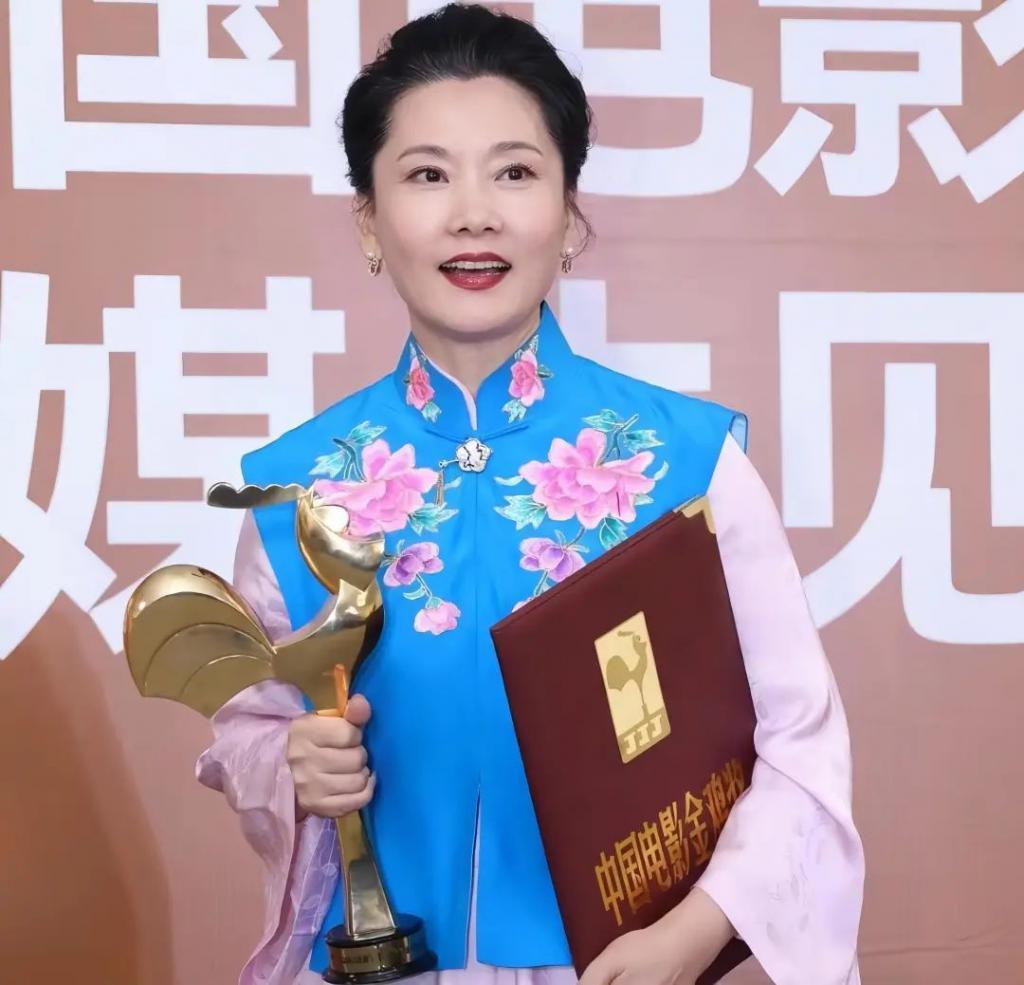 金鸡奖这一夜，把娱乐圈大佬的“名利场地位”体现得淋漓尽致