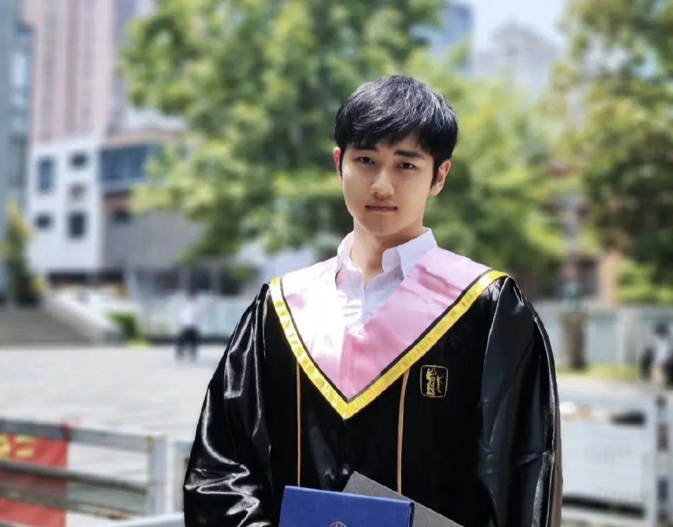 《爱的修学旅行》四个男星三个社恐，周一围和他相比是算中度